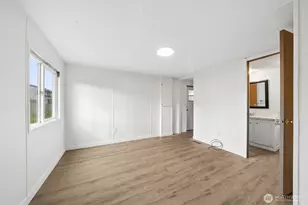 930 Mountain Villa Loop, Enumclaw, WA 98022 - Photo 7