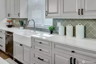 7709 Greenridge Ct SE, Snoqualmie, WA 98065 - Photo 9