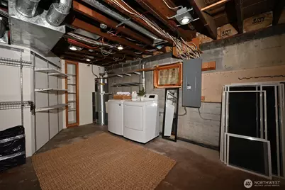 1315 NE 70th Street, Seattle, WA 98115 - Photo 35