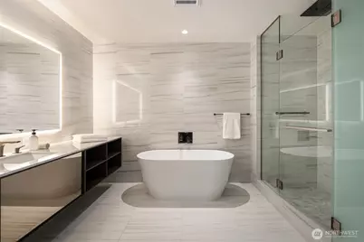 838 Avenue Square NE #1701, Bellevue, WA 98004 - Photo 7