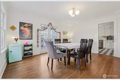 5230 16th Avenue NE, Seattle, WA 98105 - Photo 5