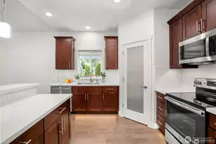 8431 Viewcrest Ln SE, Olympia, WA 98501 - Photo 7