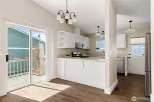 4114 Kingsway, Anacortes, WA 98221 - Photo 11
