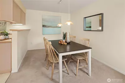 4133 224th Lane SE #213, Issaquah, WA 98029 - Photo 7