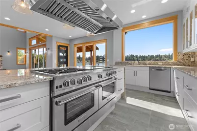 1024 184th Avenue Ct E, Lake Tapps, WA 98391 - Photo 3