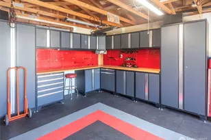 9612 15th Ave NW, Seattle, WA 98117 - Photo 29