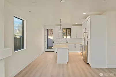 557 S Perry Avenue #Lot 6, East Wenatchee, WA 98802 - Photo 5