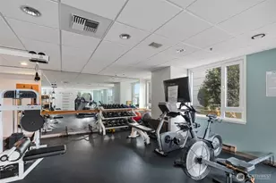 121 Vine St, Seattle, WA 98121 - Photo 37