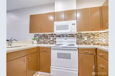 4714 Fairwood Boulevard NE #202, Tacoma, WA 98422 - Photo 23