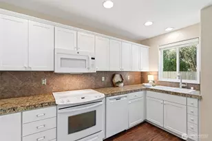 103 Rainbow Way, Kelso, WA 98626 - Photo 13