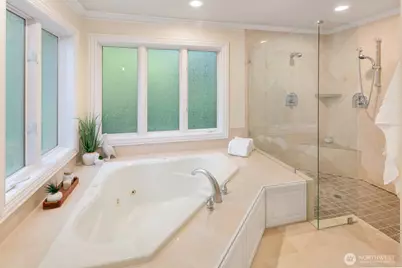13695 NE 32nd Place, Bellevue, WA 98005 - Photo 27