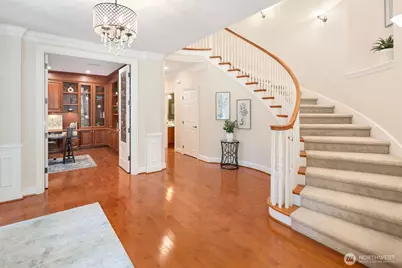 13695 NE 32nd Place, Bellevue, WA 98005 - Photo 3