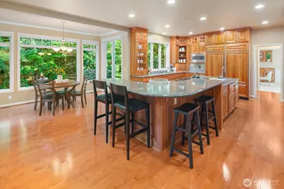 13695 NE 32nd Place, Bellevue, WA 98005 - Photo 15