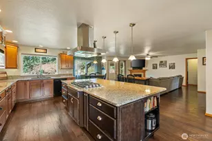 8910 Lavaliere Meadows Ln SW, Rochester, WA 98579 - Photo 13