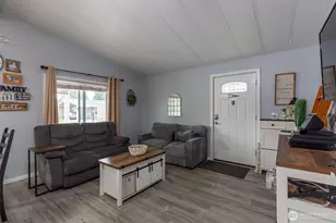 707 37th St SE, Auburn, WA 98002 - Photo 7