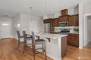 1768 E Rio Vista Ave, Burlington, WA 98233 - Photo 9