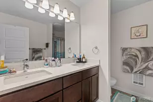 23224 Edmonds Way, Edmonds, WA 98026 - Photo 17