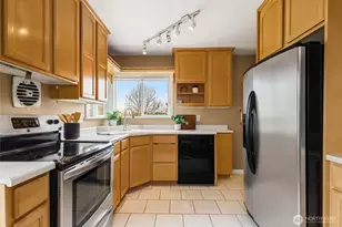 1712 NE 86th, Seattle, WA 98115 - Photo 11