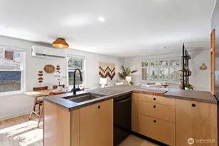 3812 50th Ave SW, Seattle, WA 98116 - Photo 9