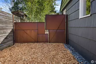 3812 50th Ave SW, Seattle, WA 98116 - Photo 35