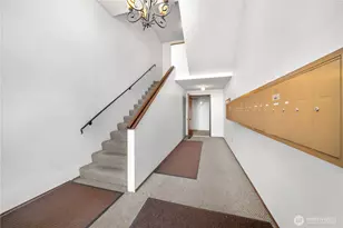 11556 Greenwood Ave N, Seattle, WA 98133 - Photo 25