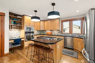 3157 Grandview Dr W, University Place, WA 98466 - Photo 13