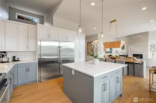 4878 NE Dotson Loop, Bainbridge Island, WA 98110 - Photo 9