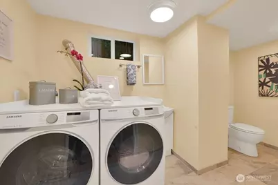 339 NW 77th Street, Seattle, WA 98117 - Photo 37