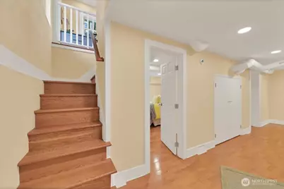 339 NW 77th Street, Seattle, WA 98117 - Photo 31