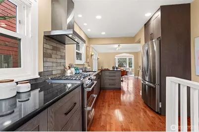 339 NW 77th Street, Seattle, WA 98117 - Photo 11