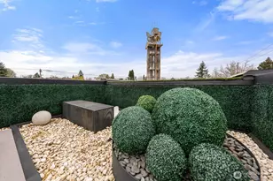 315 W Galer St, Seattle, WA 98119 - Photo 35