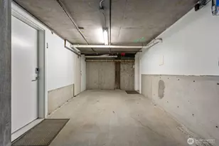 315 W Galer St, Seattle, WA 98119 - Photo 37