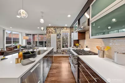 315 W Galer Street #102, Seattle, WA 98119 - Photo 17