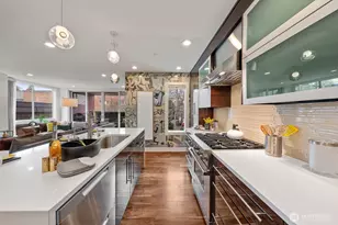 315 W Galer St, Seattle, WA 98119 - Photo 17