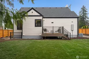 8711 28th Ave NW, Seattle, WA 98117 - Photo 33