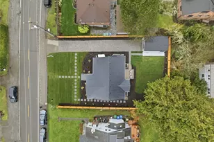 8711 28th Ave NW, Seattle, WA 98117 - Photo 35