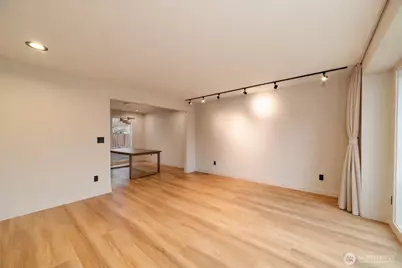 10012 SE 247th Place, Kent, WA 98030 - Photo 9