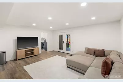 12319 129th Street Ct E, Puyallup, WA 98374 - Photo 11