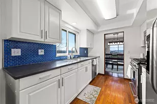 925 Valley Pl, Kent, WA 98031 - Photo 5