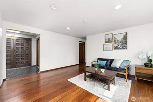 925 Valley Pl, Kent, WA 98031 - Photo 19