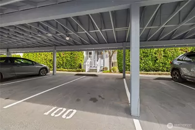 12740 NE 10th Place #E302, Bellevue, WA 98005 - Photo 17