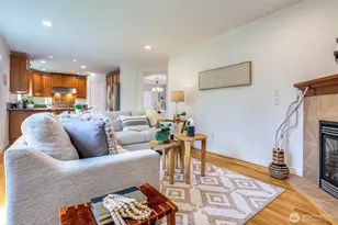 725 N 198th St, Shoreline, WA 98133 - Photo 13