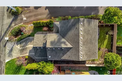 725 N 198th Street, Shoreline, WA 98133 - Photo 29