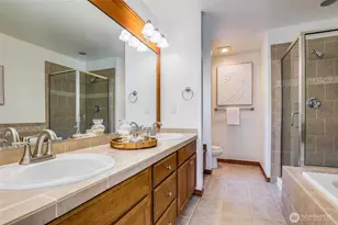 725 N 198th St, Shoreline, WA 98133 - Photo 19