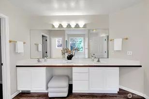 2401 132nd Ave SE, Bellevue, WA 98005 - Photo 23