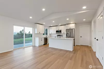 22130 133rd Street E, Bonney Lake, WA 98391 - Photo 11