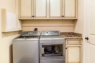 2727 101st Pl NE, Bellevue, WA 98004 - Photo 35