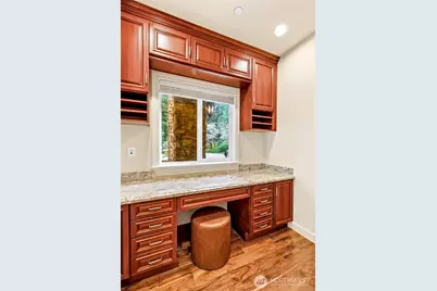 2727 101st Place NE, Bellevue, WA 98004 - Photo 19