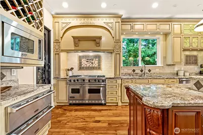 2727 101st Place NE, Bellevue, WA 98004 - Photo 17