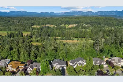 2046 277th Avenue SE, Sammamish, WA 98075 - Photo 17